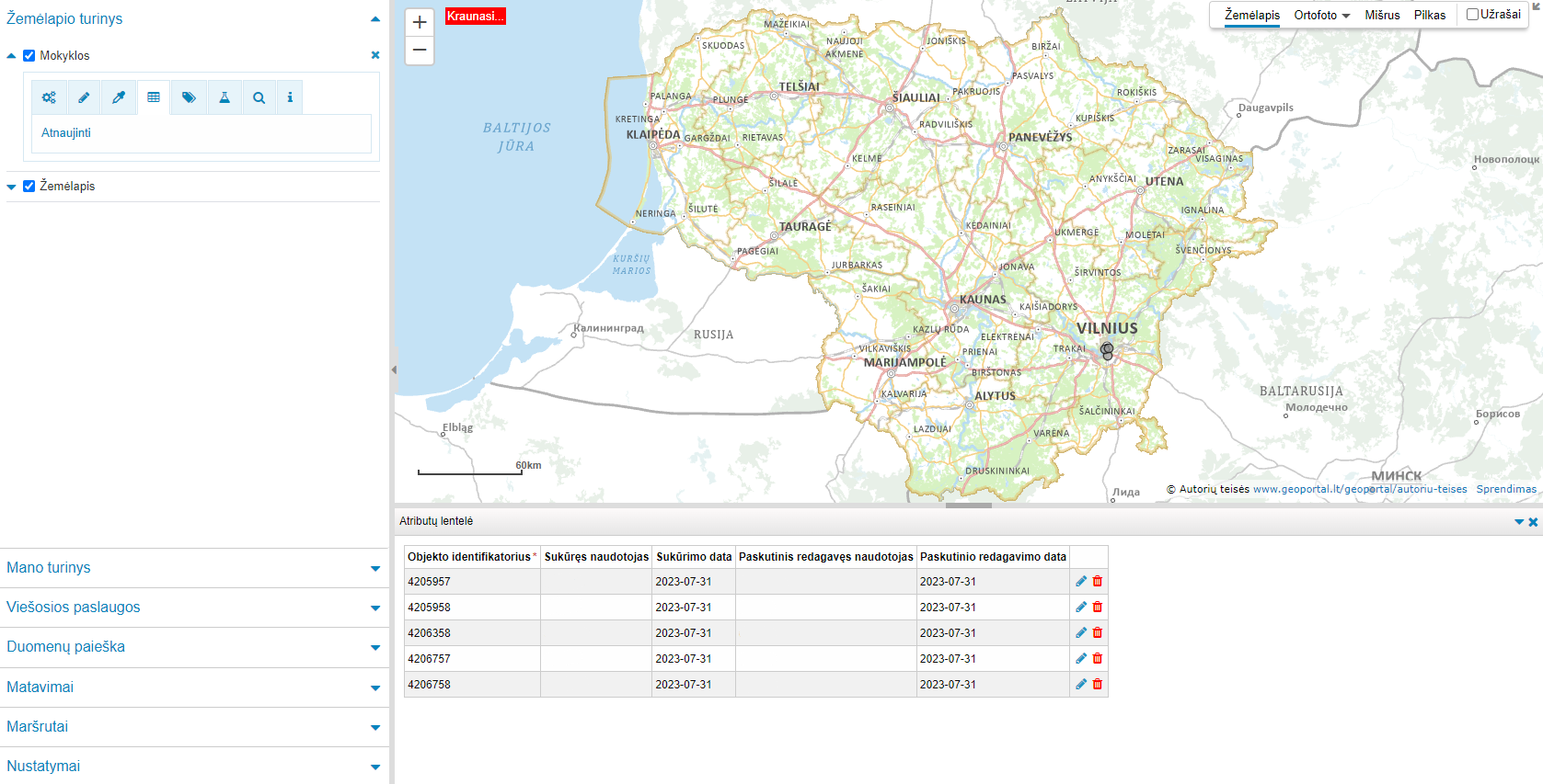Sluoksniai (jei viešai teikiami)/ Atributų lentelė (jei sluoksnis iš „Mano turinio") ─ mygtukas duomenų sluoksnio atributų lentelės